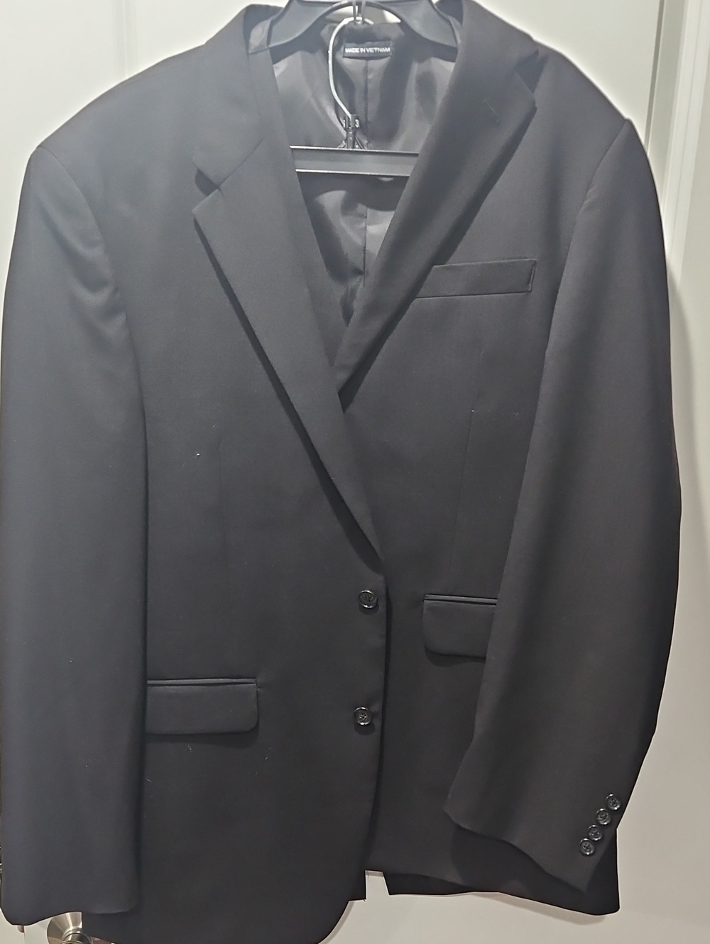 Nautica Black Two-Button Notch Lapel Blazer With Vest And Pants
